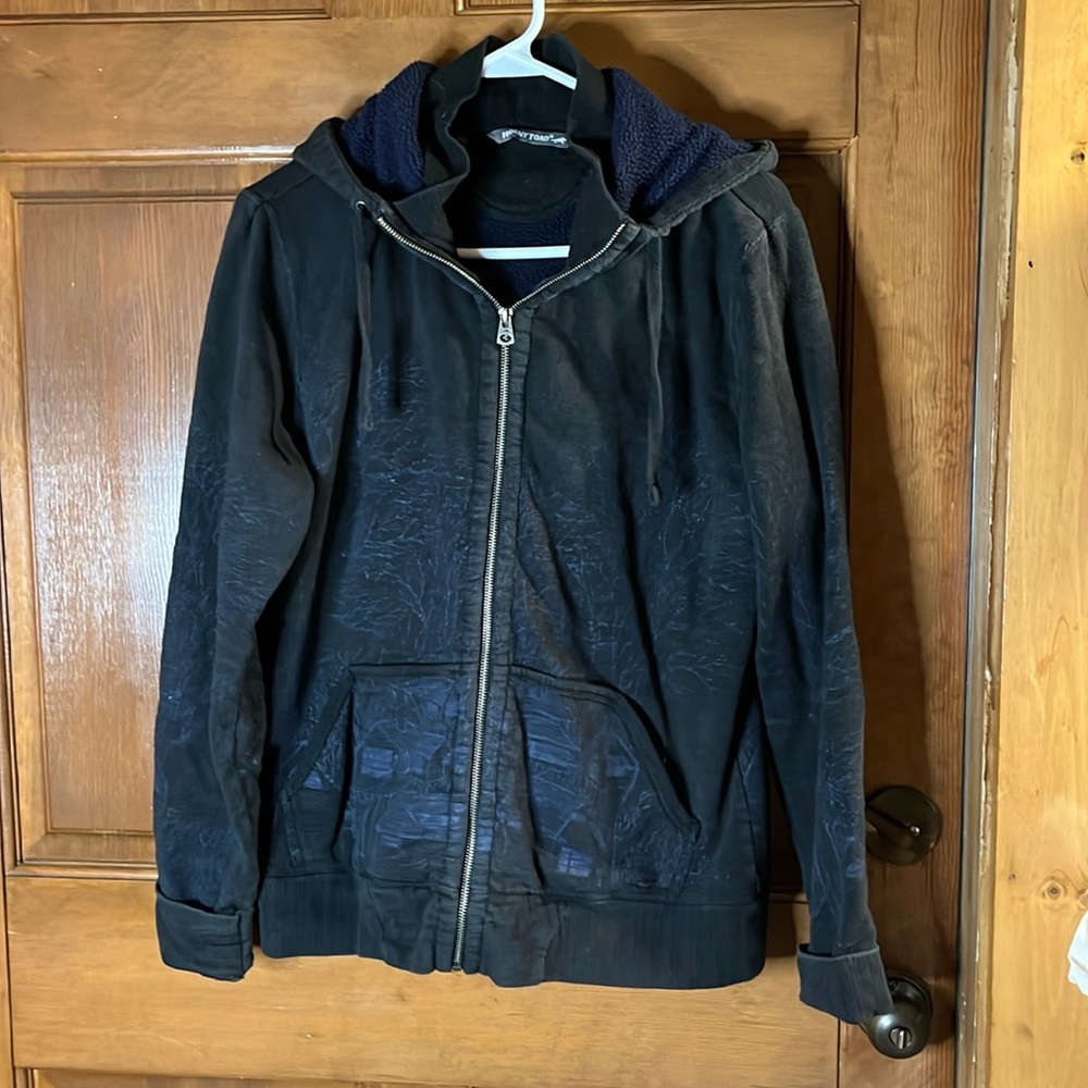 HORNY TOAD Full Zip Hoodie with house and tree design Size Large
